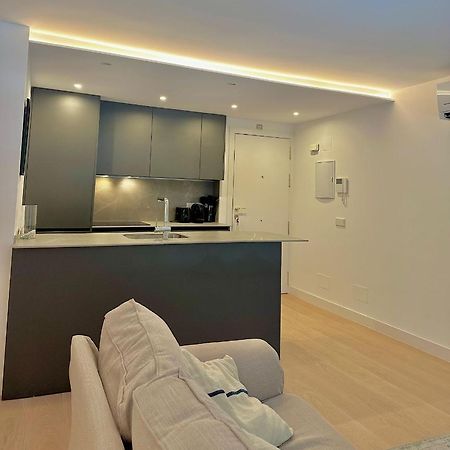 Private Room In A Shared Apartment, Habitacion Privada En Un Apartamento Compartido En Pacifico, 马德里 外观 照片
