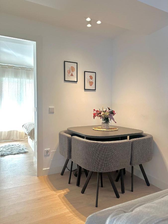 Private Room In A Shared Apartment, Habitacion Privada En Un Apartamento Compartido En Pacifico, 马德里 外观 照片